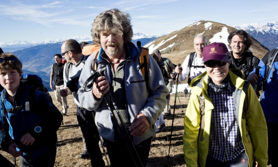 Reinhold Messner mit der südkoreanischen Höhenbergsteigerin Oh Eun Sun.