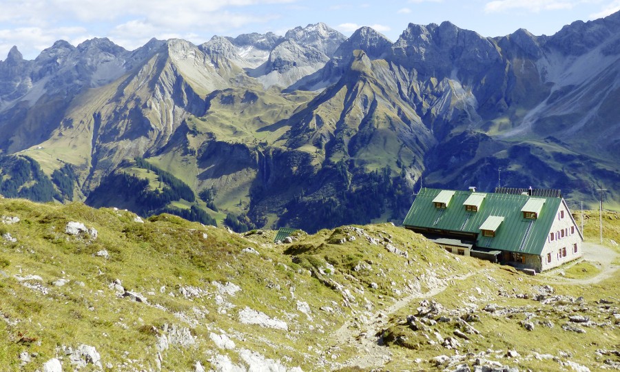 <p>Die Mindelheimer Hütte im Allgäu</p>