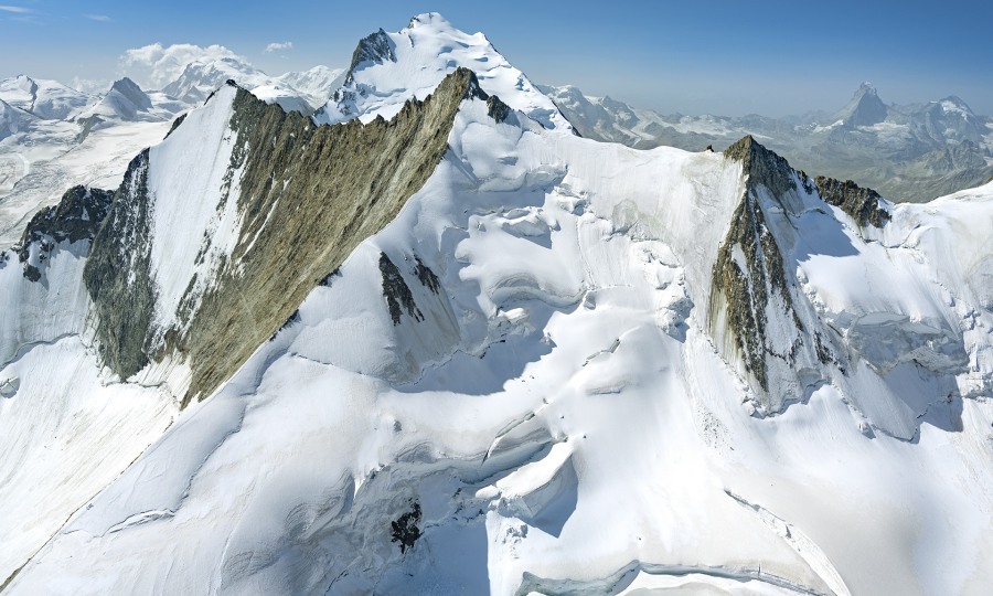 <p>Von oben: Lenzspitze & Nadelhorn</p>