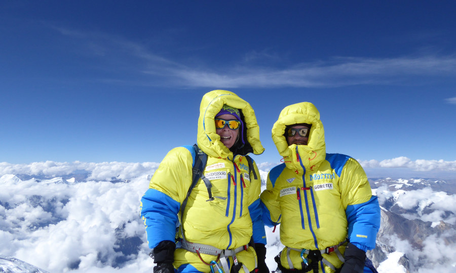 <p>Erfolgfreiches 8000er-Duo: Alix und Luis am Gipfel des Manaslu.</p>