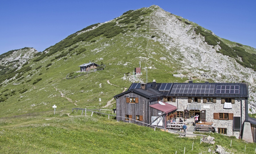 <p>Weilheimer Hütte: Urige Unterkunft am Krottenkopf</p>