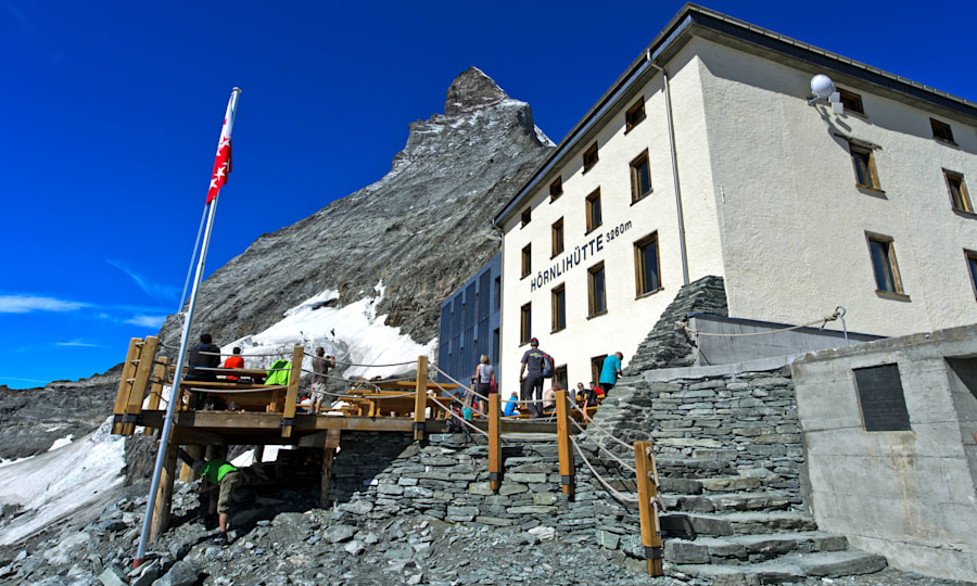 <p>Ausgangspunkt der Tour über den Hörnligrat: die Hörnlihütte.</p>