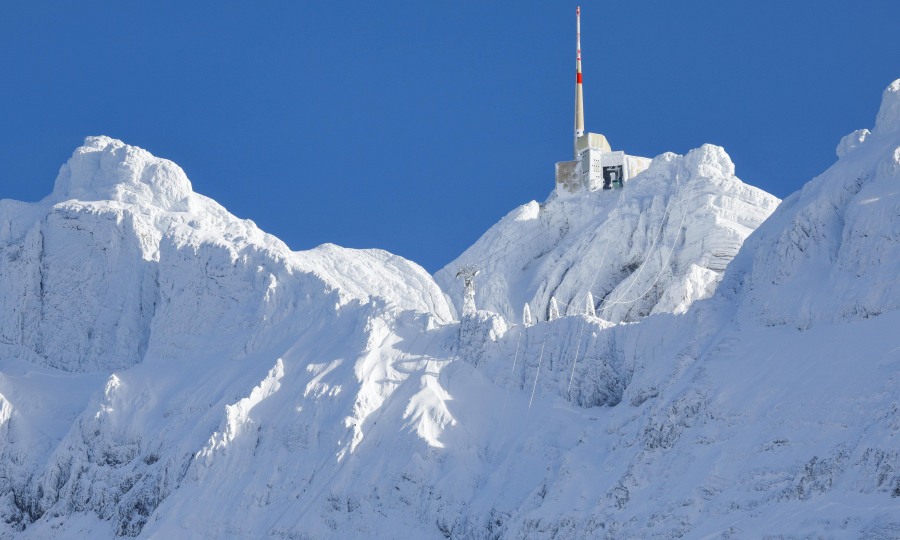 <p>Der Säntis-Gipfel nach einem Schneesturm.</p>