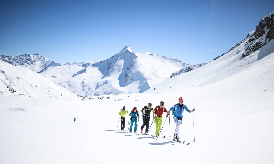 <p>Top-Bedingungen: Das Team der Skitour am Hohen Sonnblick. </p>