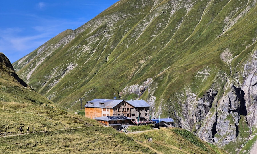 <p>Wichtiger Stützpunkt für Wanderer und Bergsteiger: die Kemptner Hütte.</p>