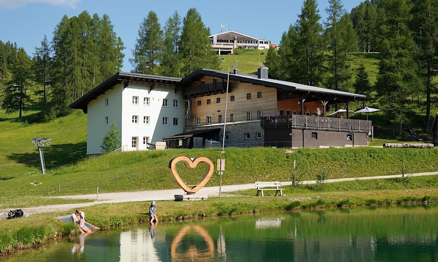 <p>8. Das Linzer-Haus in Oberösterreich, ÖAV</p>
