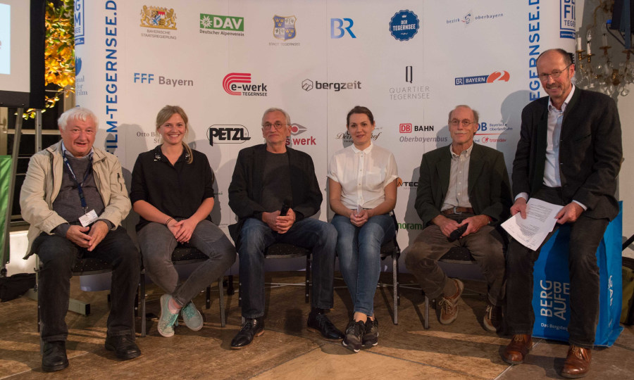 <p>Die Jurymitglieder mit Festival-Direktor Michael Pause (von links): Martin Kaufmann, Julia Brunner, Benedikt Kuby, Moja Volkar Trobevšek, Helmut Scheben, Michael Pause.</p>