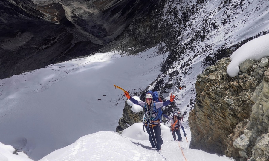<p>"Für mich war es auch ohne klassischen Erfolg eine super Zeit," resümmiert Raphaela die Himalaja-Expedition. </p>