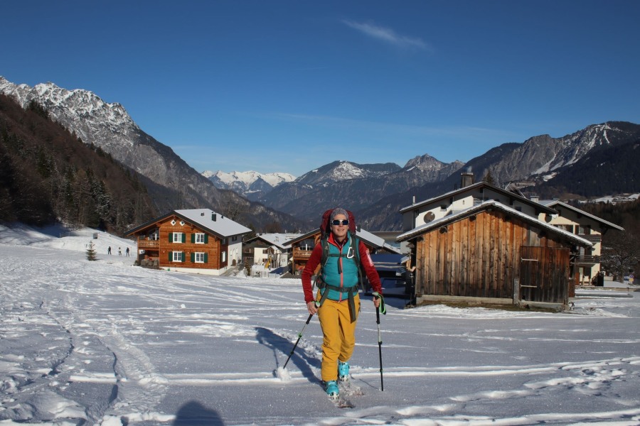 Rätikon Skitourenrunde Tag 1: Latschau - Schwarzhornsattel - Tilisunahütte